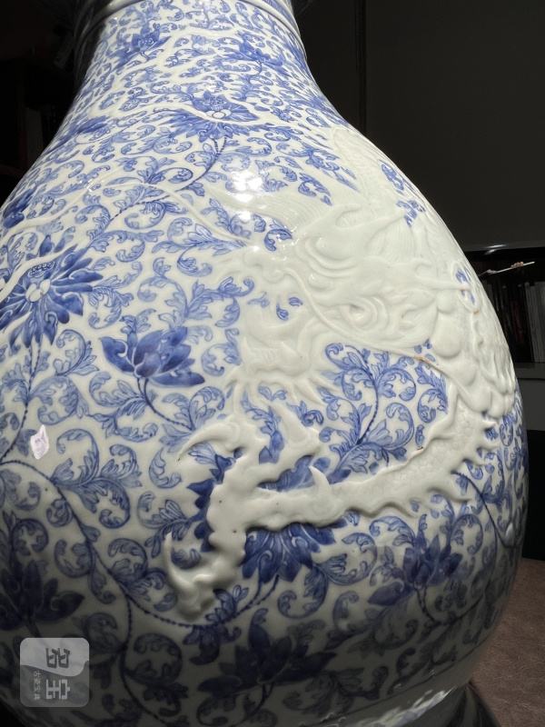 清雍正 青花锥拱穿花龙纹大尊 - 图13